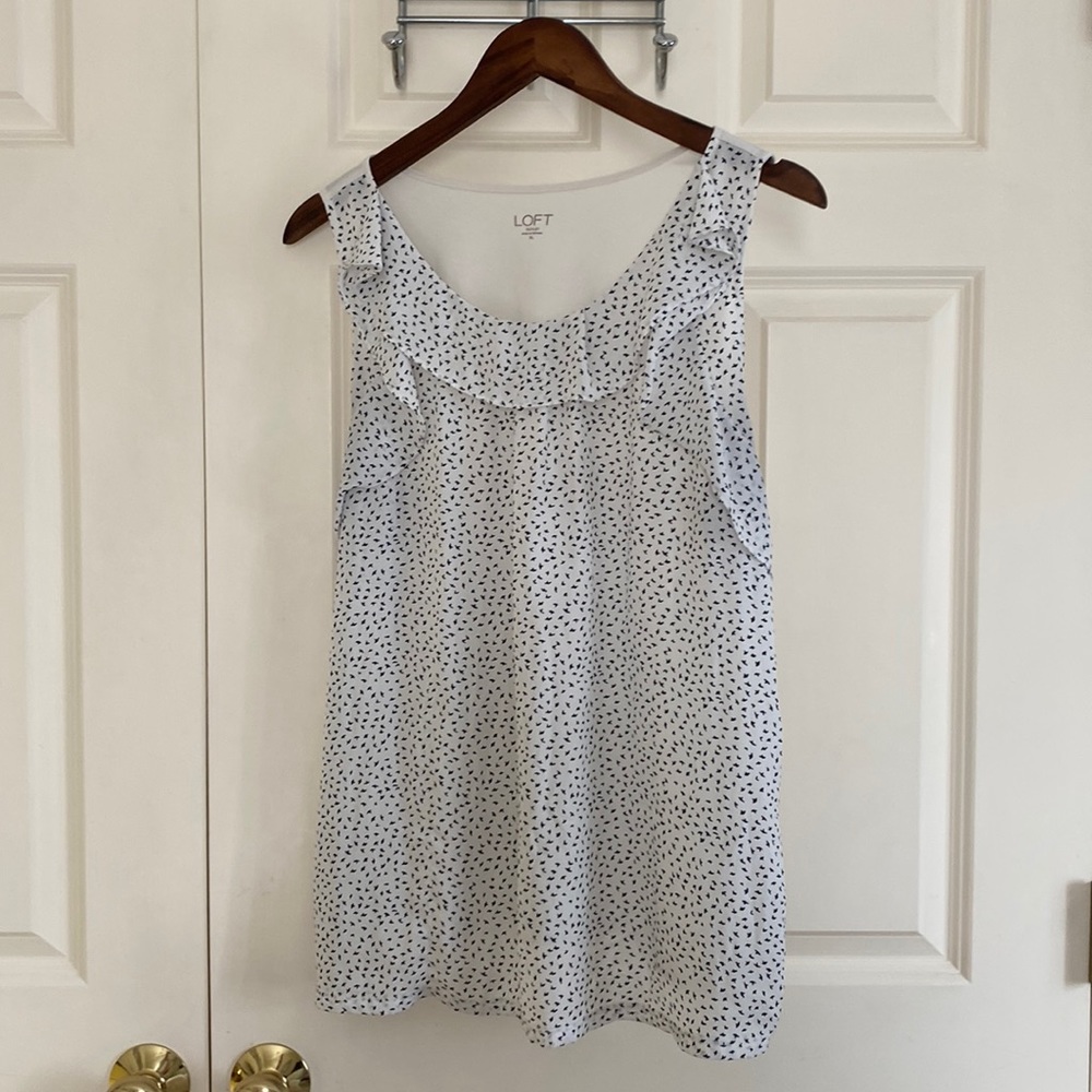 Loft outlet sleeveless blouse